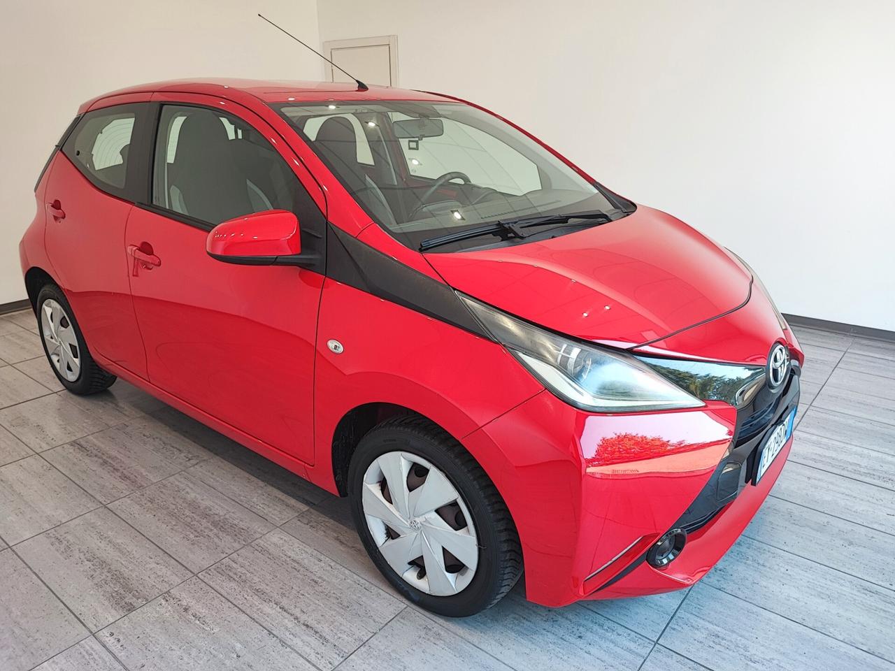 Toyota Aygo 1.0 VVT-i 5 porte x-clusiv