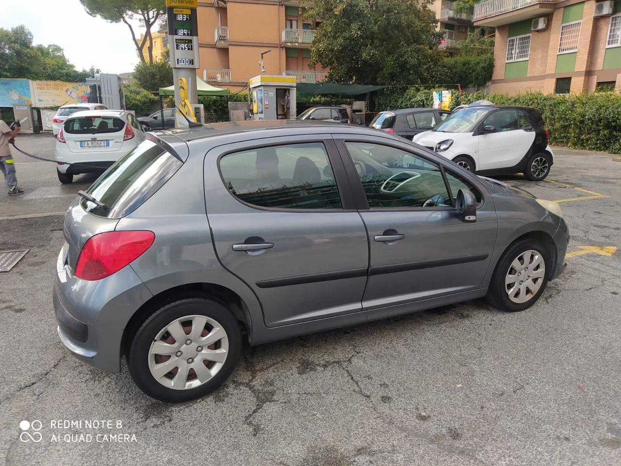 Peugeot 207 1.4 8V 75CV 5p. X Line ECO GPL