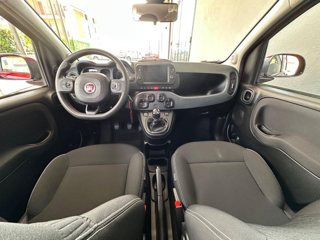 Fiat Panda Cross Panda 1.0 firefly hybrid Cross s&s 70cv 5p.ti