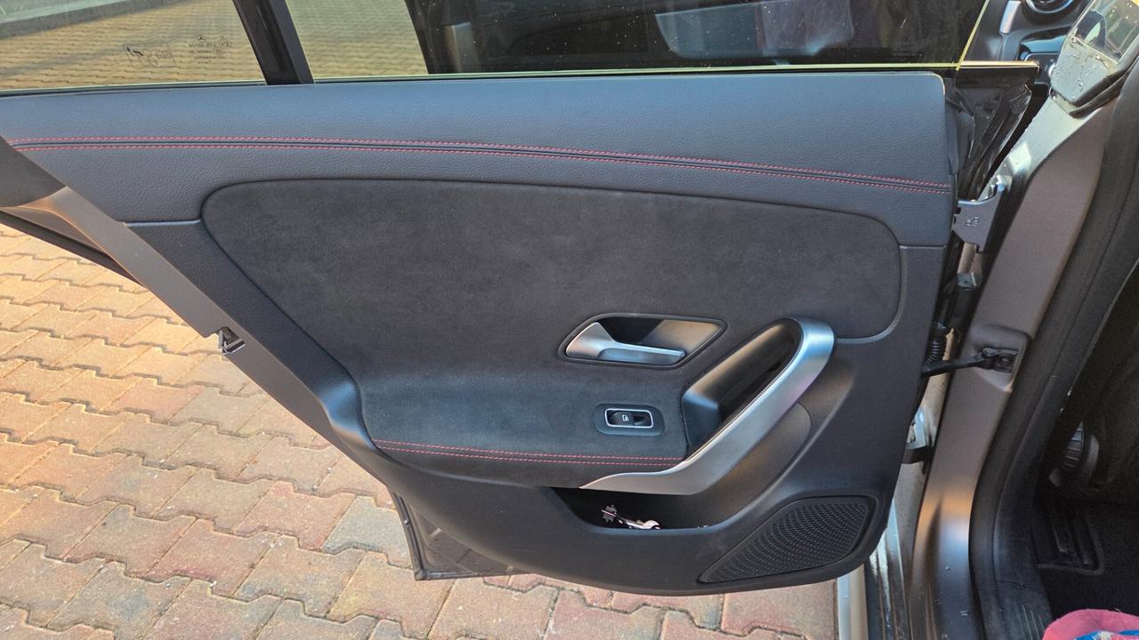 Mercedes-benz CLA 200 d S.W. Automatic Premium