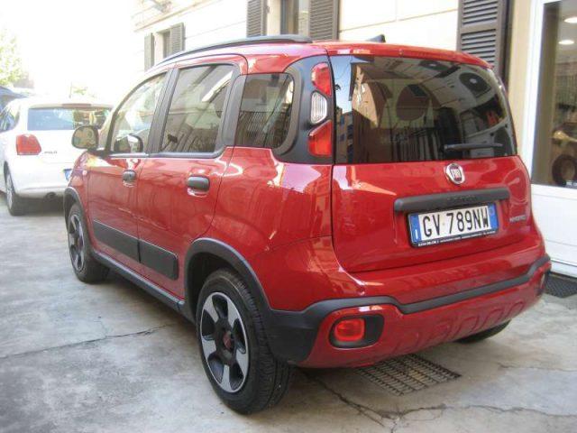 FIAT New Panda CROSS 1.0 FIREFLY S-S HYBRID