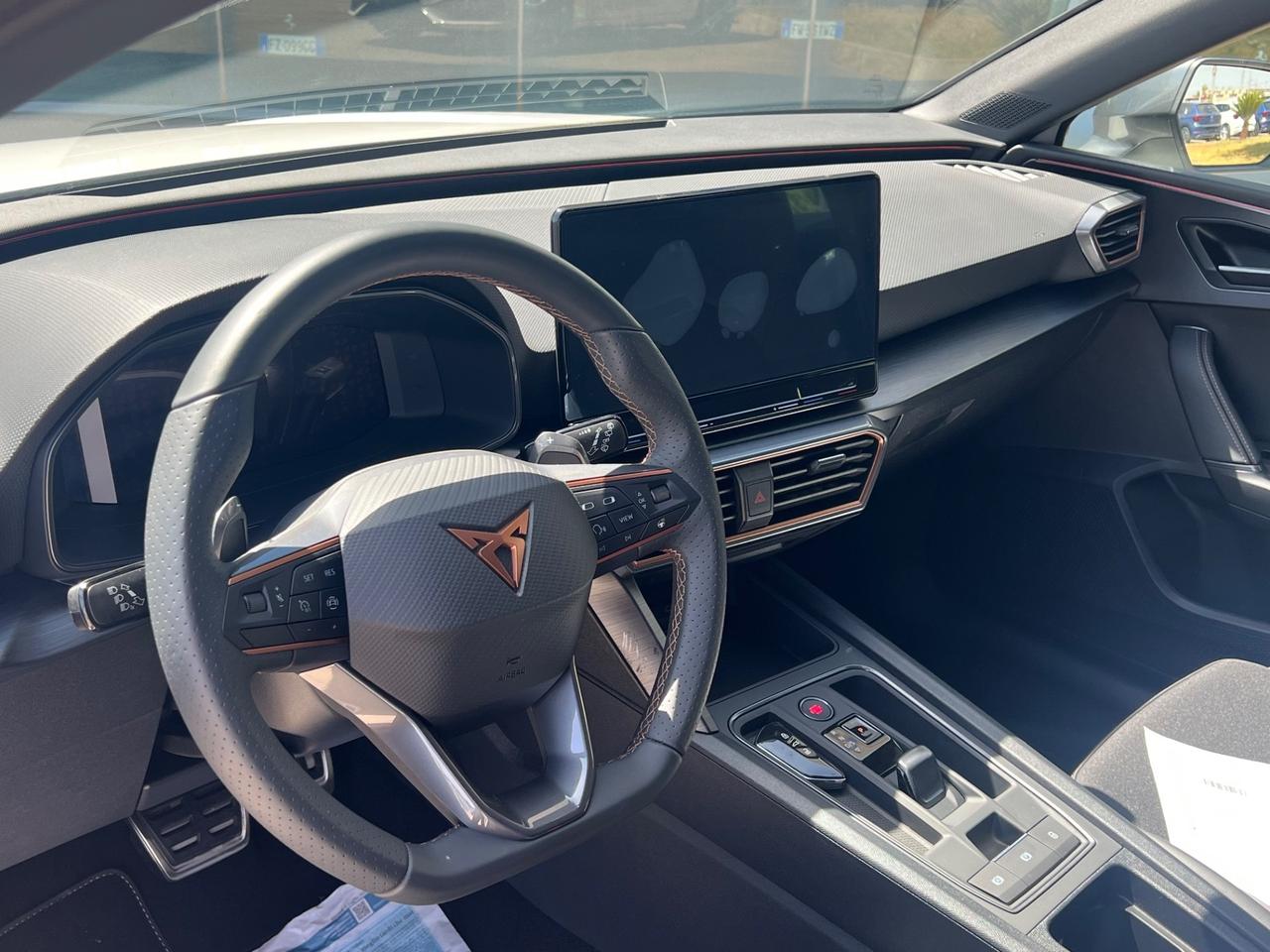 CUPRA Leon phev 204cv DSG possibilità noleggio no scoring