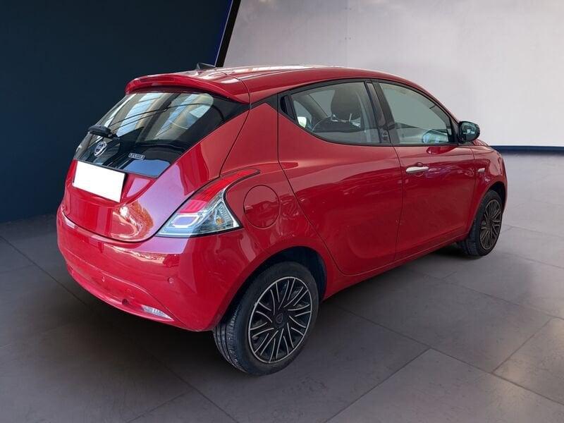 Lancia Ypsilon III 2021 1.0 firefly hybrid Gold s&s 70cv