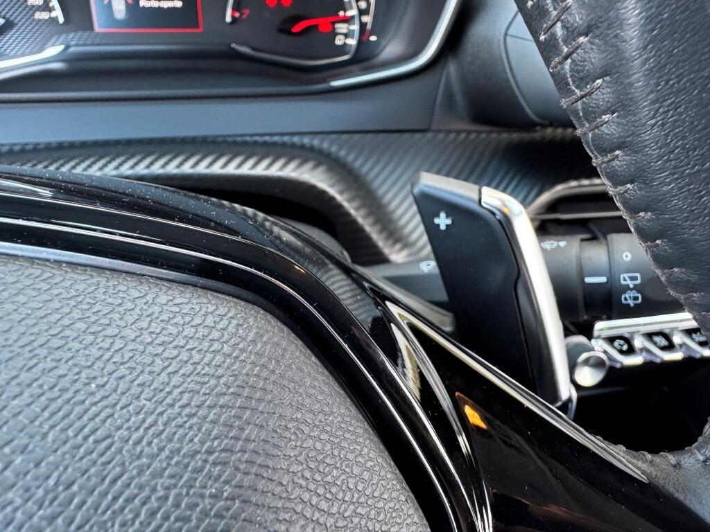 Peugeot 2008 1.2 Benzina Active Pack S&s 130cv Eat8