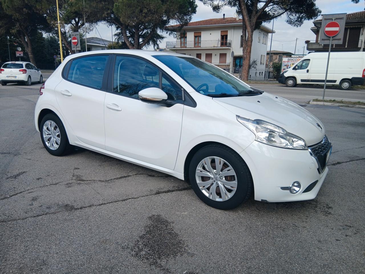Peugeot 208 GPL