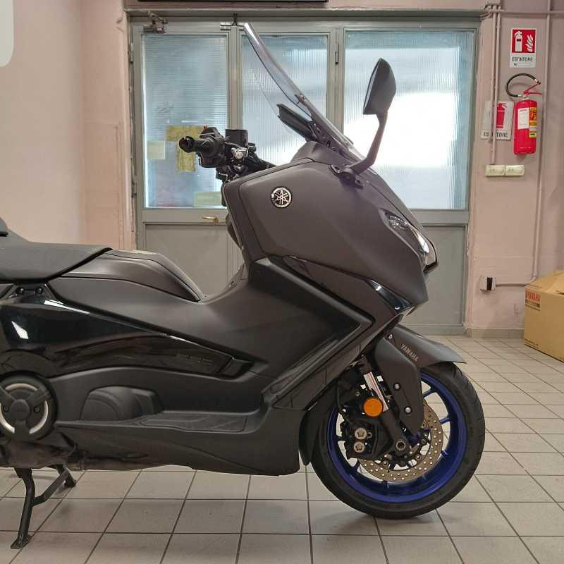 Yamaha T-Max 560 - 2025