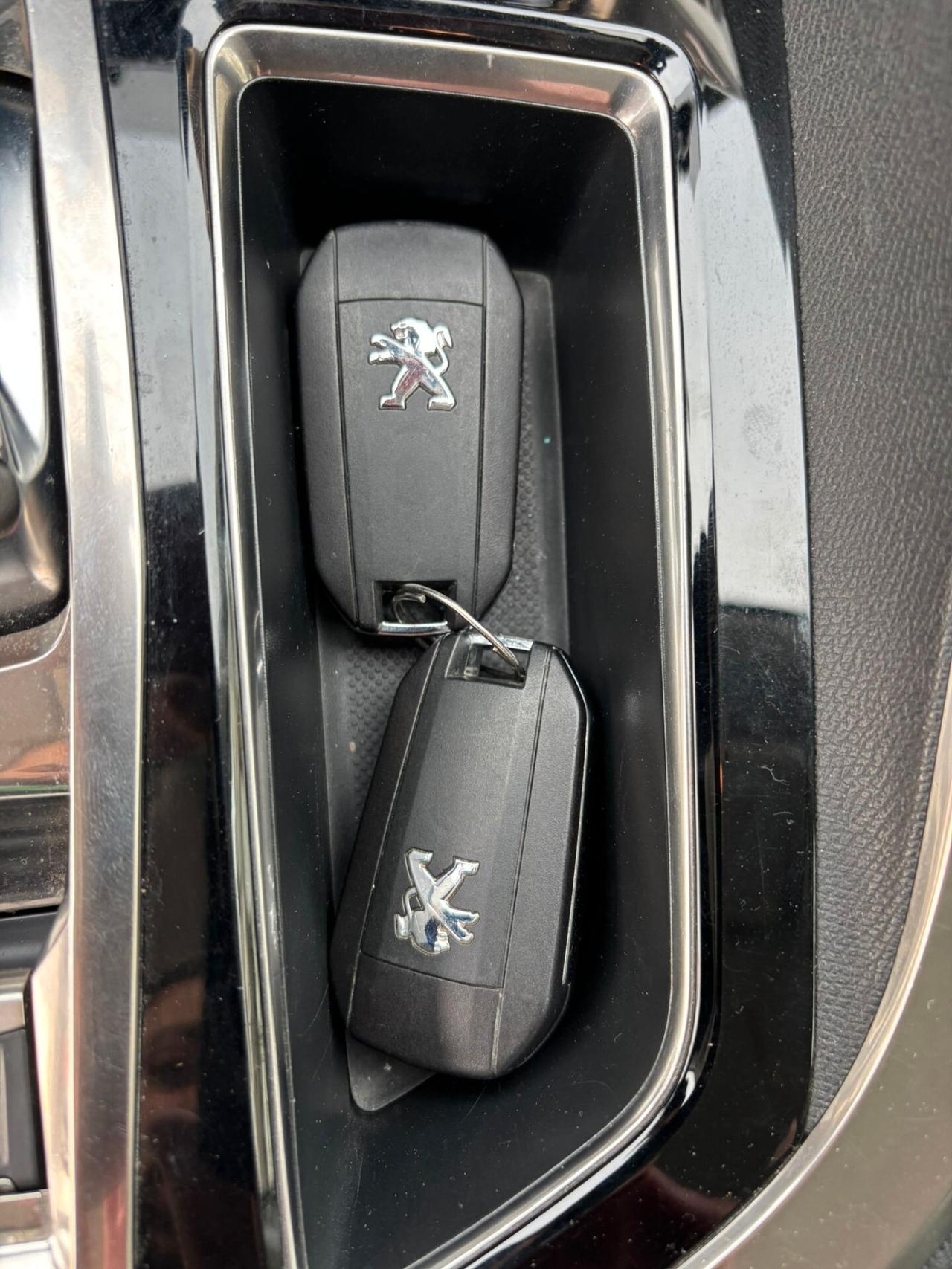 Peugeot 3008 BlueHDi 130 S&S EAT8 Allure