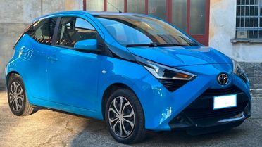 Toyota Aygo 1.0 VVT-i 72 CV 5 porte x-cool MMT