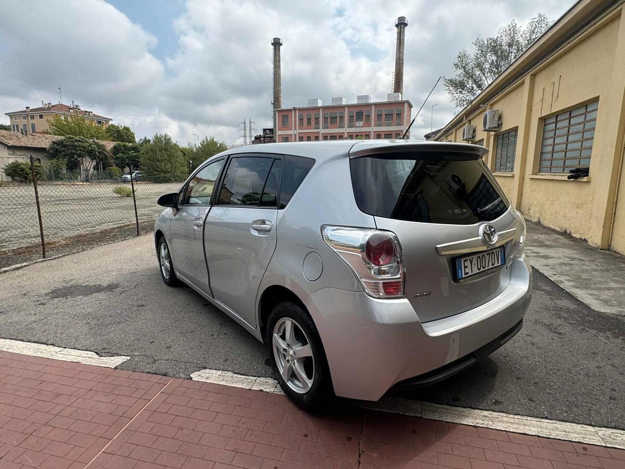Toyota Verso 1.6 Diesel 7 POSTI Anno 2015
