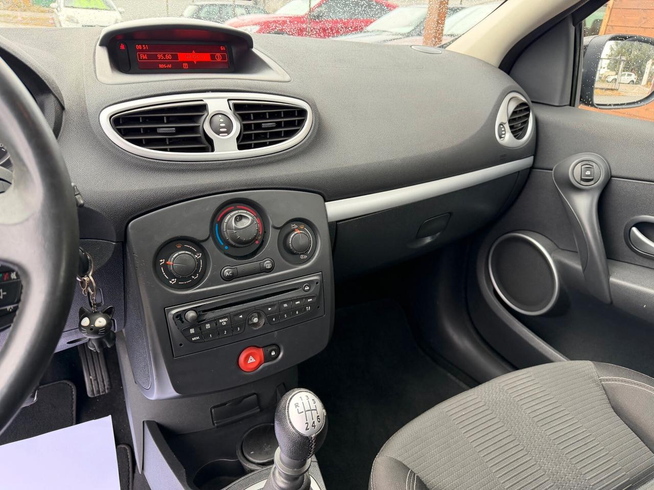 RENAULT Clio 1.5 dCi 5 porte NEOPAT. CERTIFICATA