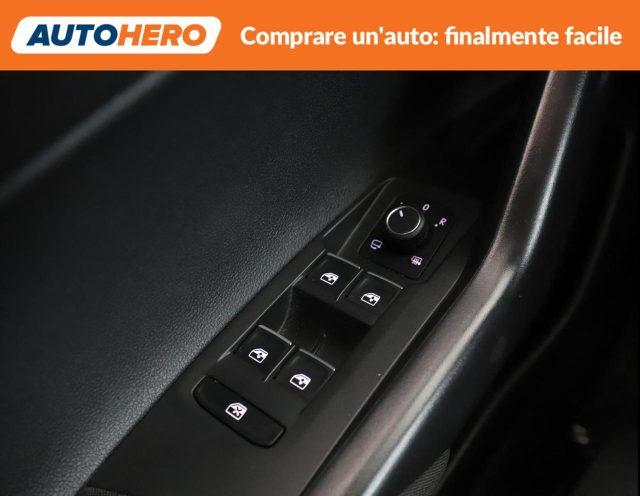 VOLKSWAGEN Taigo 1.5 TSI ACT 150 CV DSG R-Line