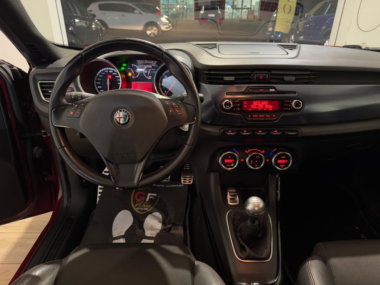 Alfa Romeo Giulietta 1.6 JTDm-2 105 CV Distinctive