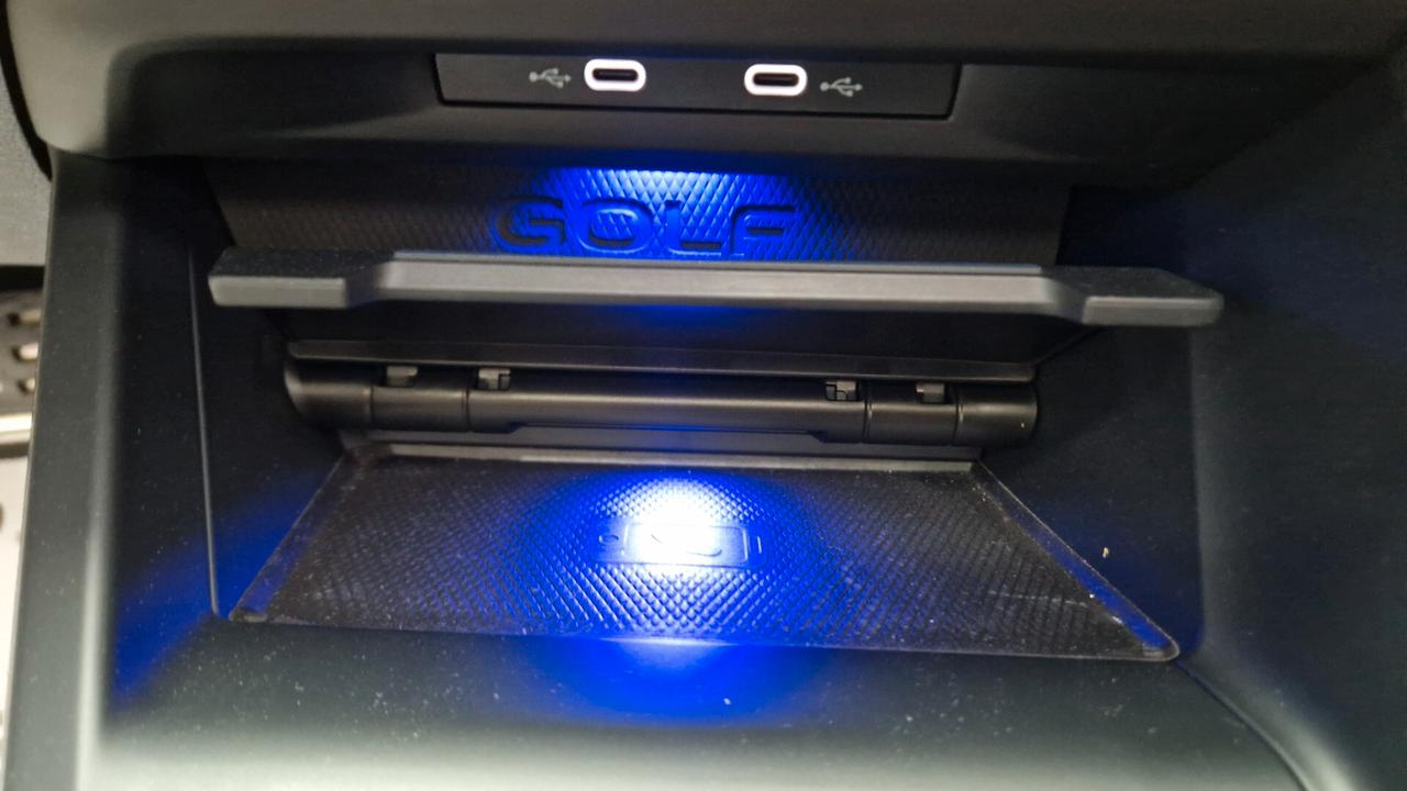 Volkswagen Golf GTI Golf 2.0 TSI R DSG 4Motion