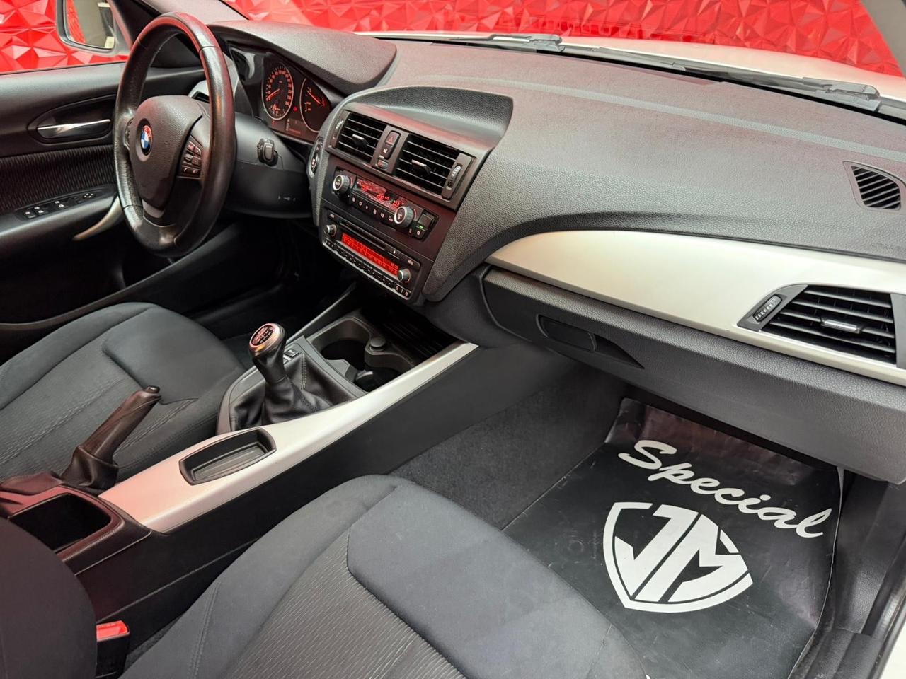 Bmw 116d 5p. Urban OK NEOPATENTATI