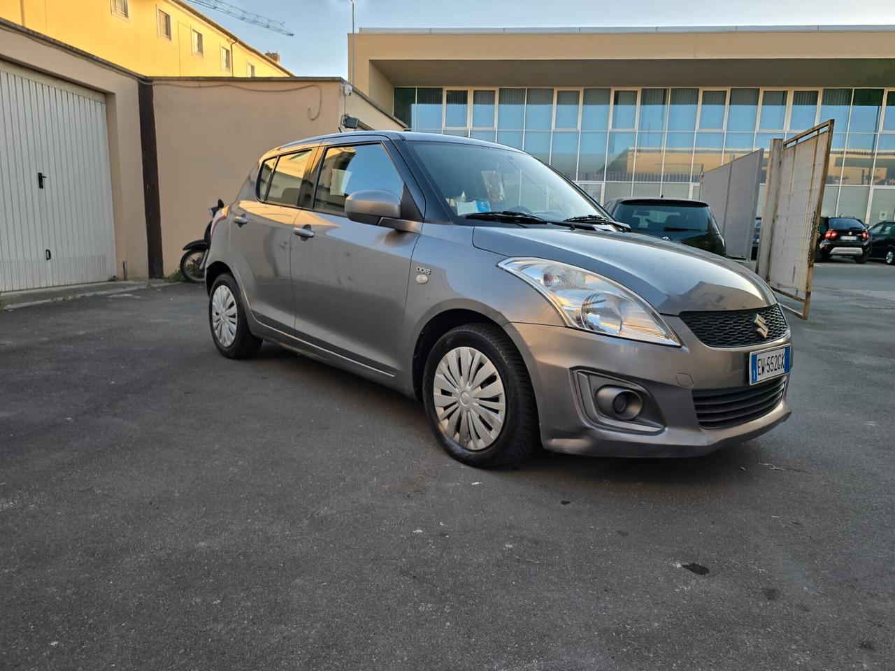 Suzuki Swift 1.3 DDiS 5 porte B-Cool Bi-Color