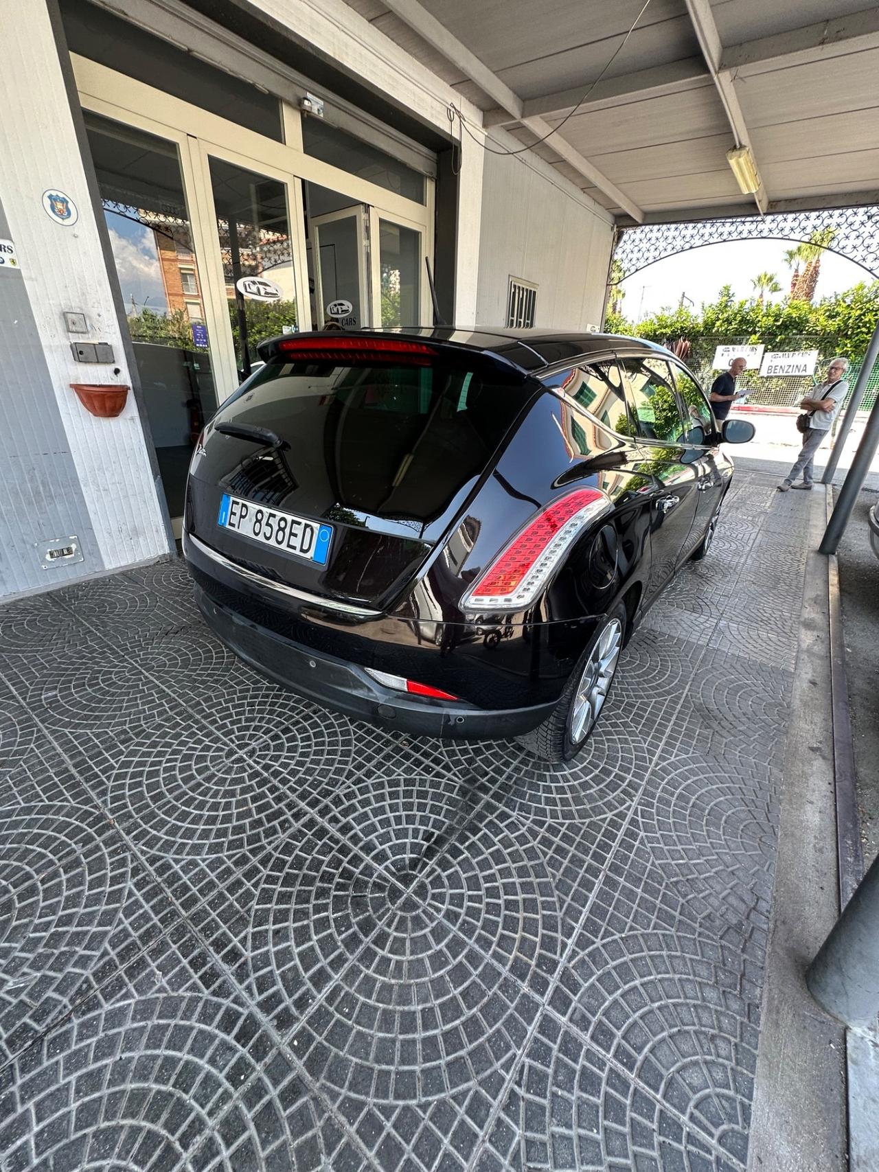 Lancia Delta 1.4 T-Jet 120 CV Silver Ecochic GPL