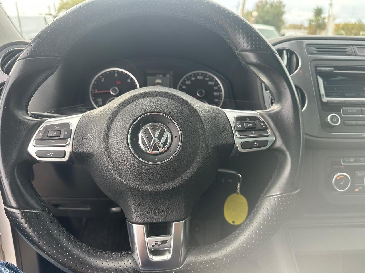 VW Tiguan 2.0 TDI Sport & Style (2012) | GANCIO TRAINO DI SERIE - Sotto i 10.000€