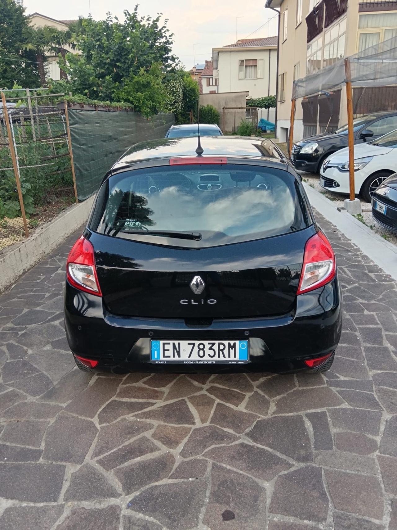 Renault Clio 1.2 16V 5 porte GPL Dynamique