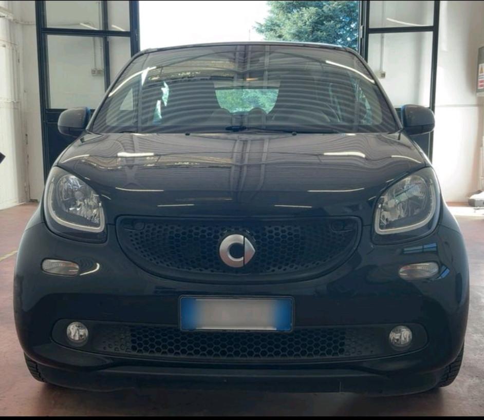 Smart forfour 0.9 t Passion 90cv twinamic - Cambio automatico
