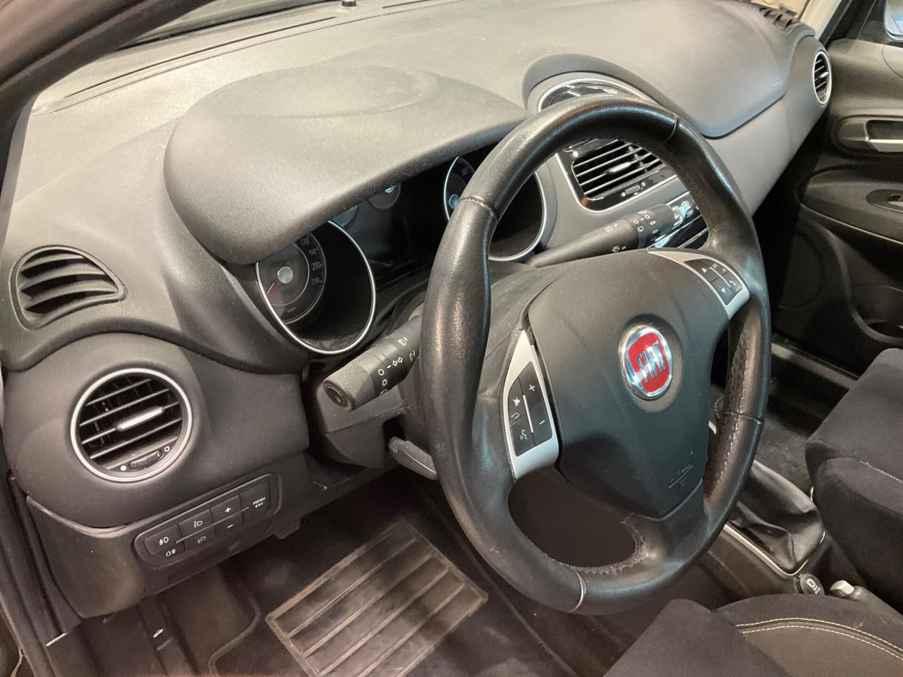 Fiat Punto 0.9 105 CV Lounge NEOPATENTATI