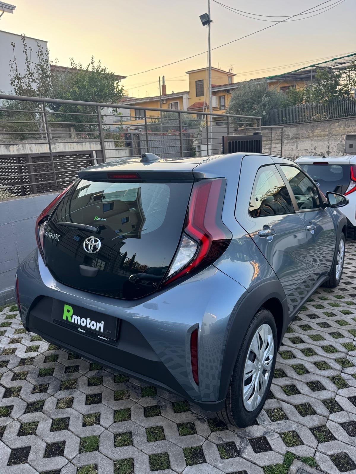 Toyota Aygo X 1.0 VVT-i 72 CV 5 porte Trend
