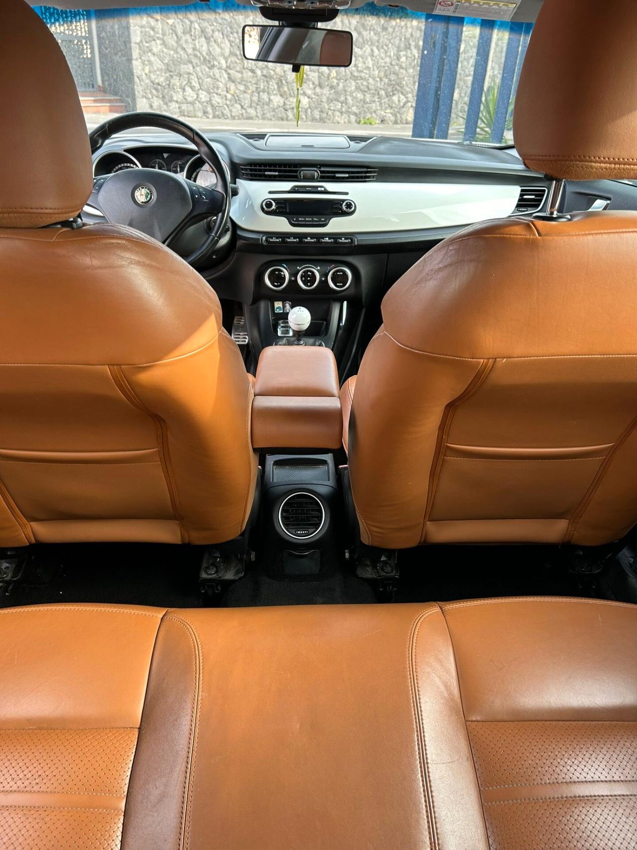 Alfa Romeo Giulietta 2.0 JTDm-2 140 CV Exclusive