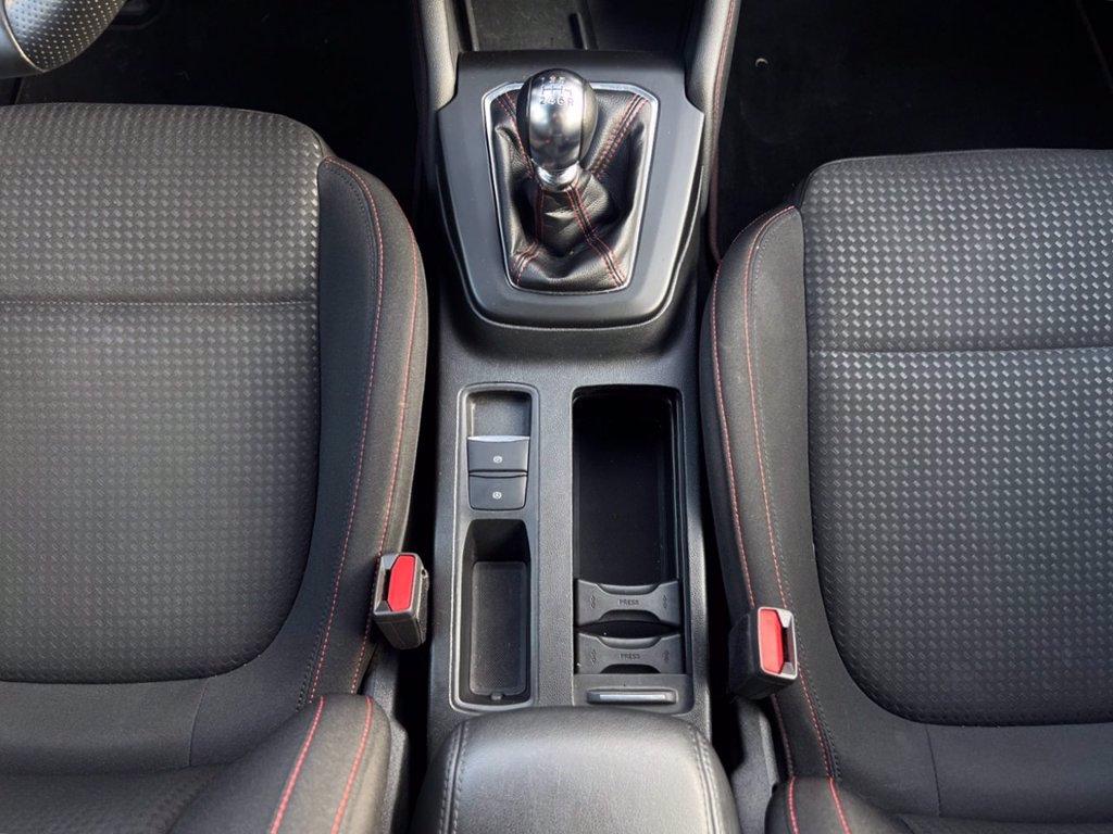 FORD Focus 1.0 EcoBoost Hybrid 125 CV 5p. ST-Line Design del 2022