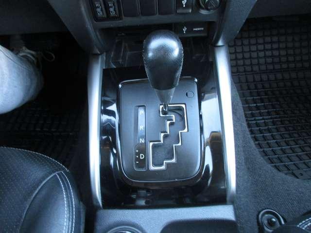 Mitsubishi L200 2.4d Intense Diamond 4wd 181cv auto N1 my17