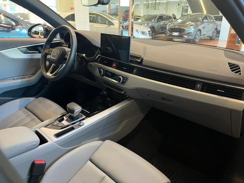 AUDI A4 35 TFSI S tronic Business Advanced