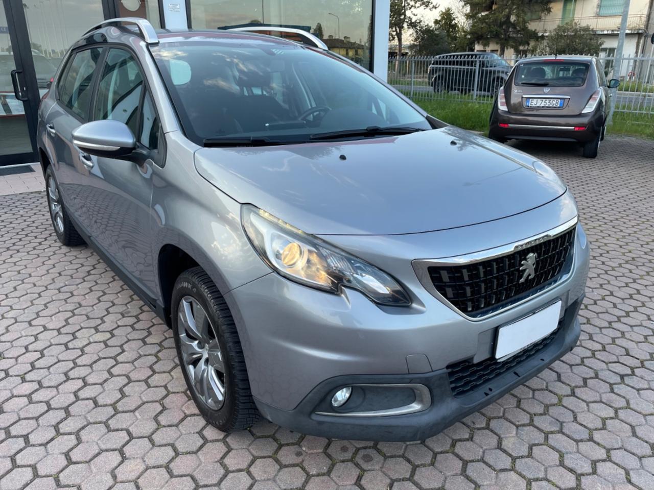 Peugeot 2008 BlueHDi 75 Access OK NEOPATENTATI