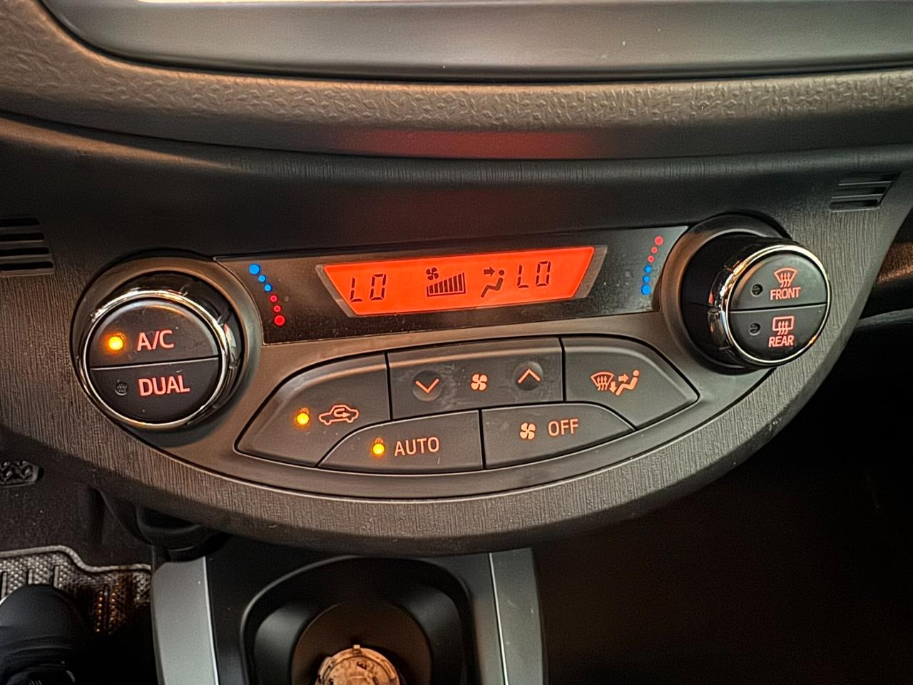 Toyota Yaris 1.0 5 porte Lounge - IL PREZZO PIU' BASSO IN TUTTA BOLOGNA E PROVINCIA!