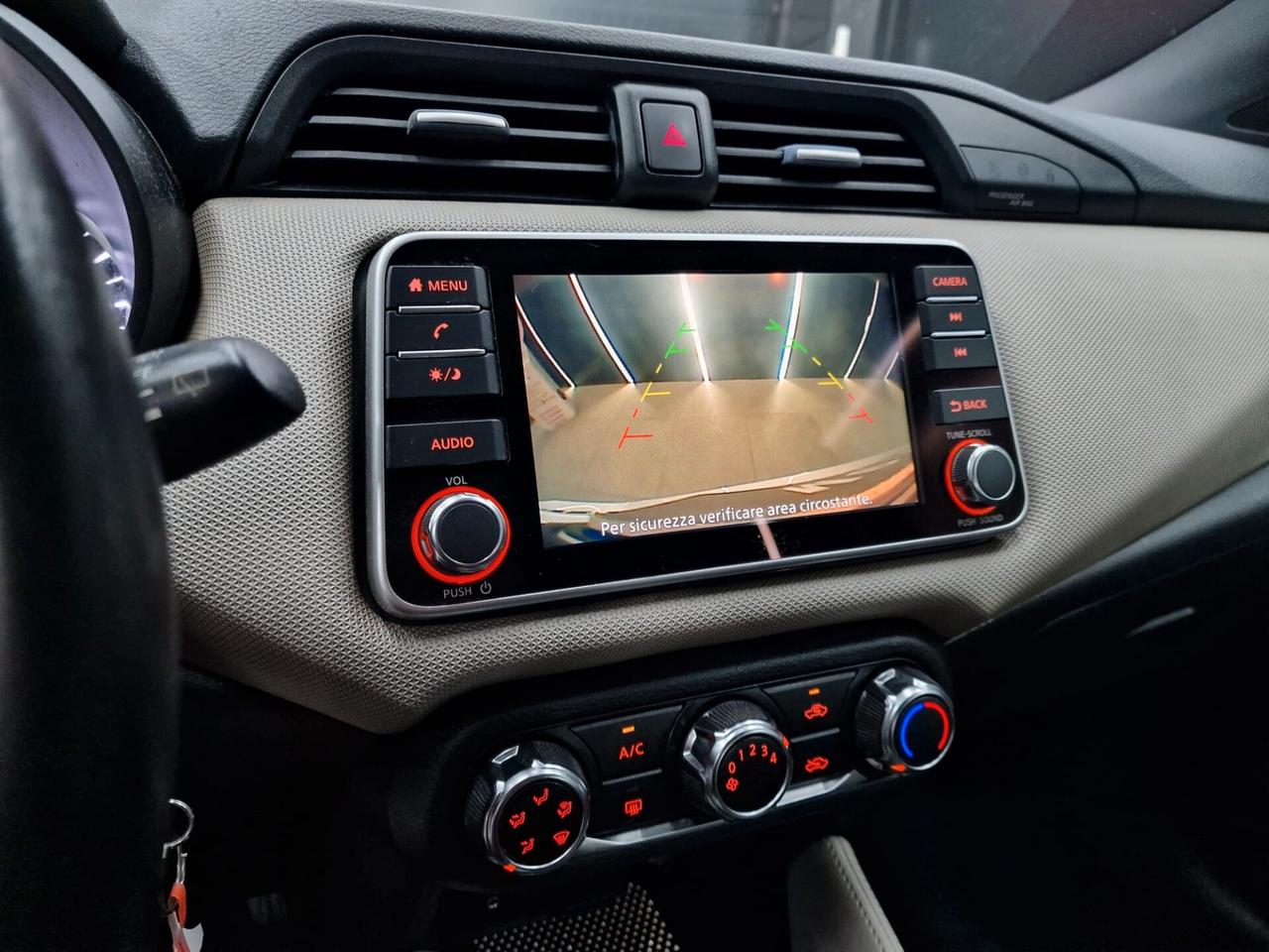 Nissan Micra 1.0 IG-T 100 5 porte Tekna