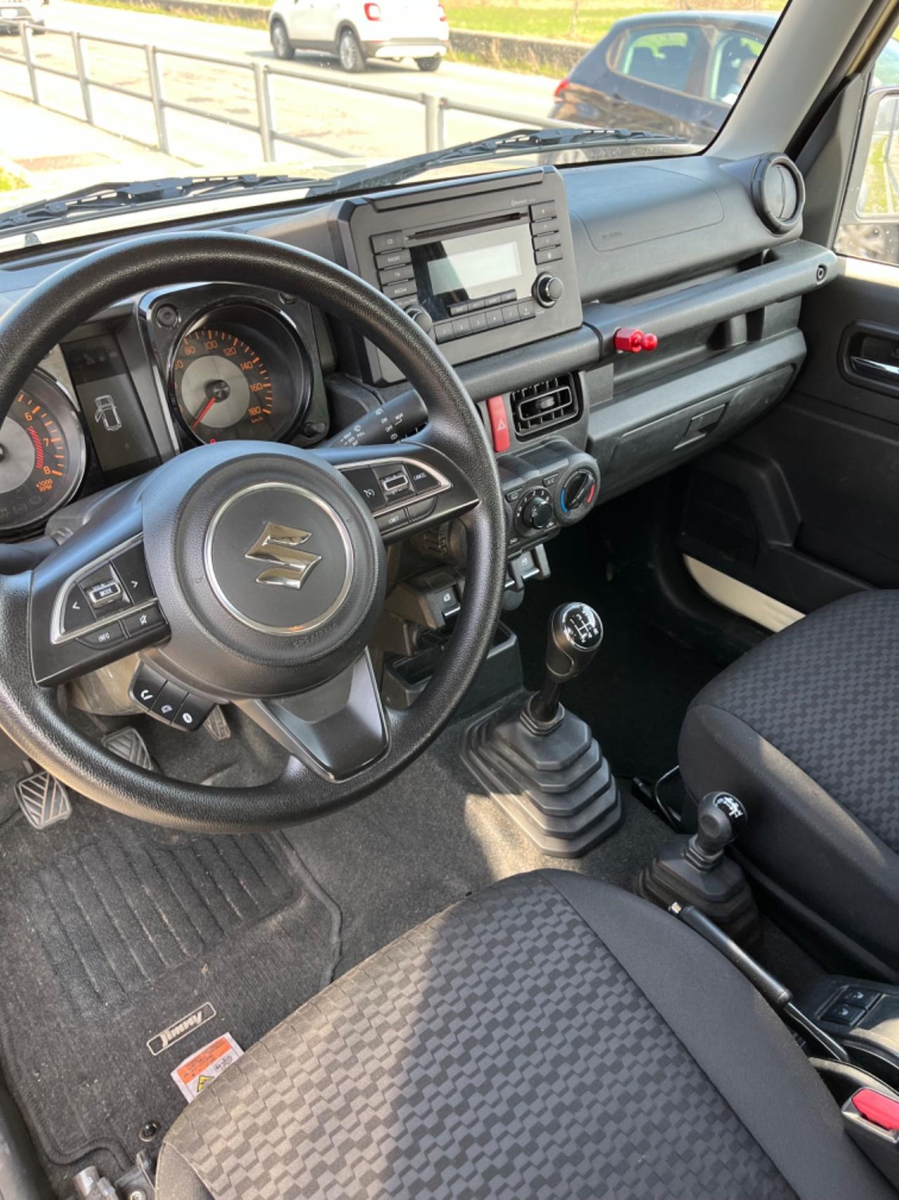 Suzuki Jimny 1.5 5MT PRO (N1)