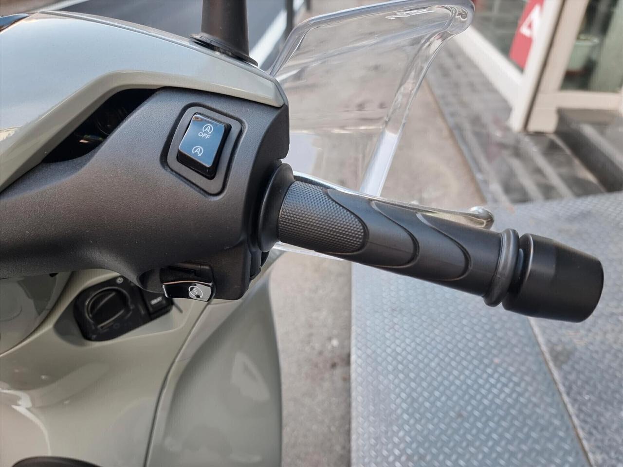 NEW Honda SH 125 UNICO PROPRIETRAIO