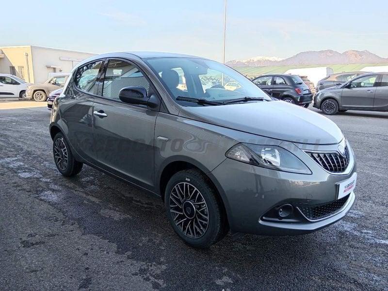 Lancia Ypsilon My24 402 Platino 1.0