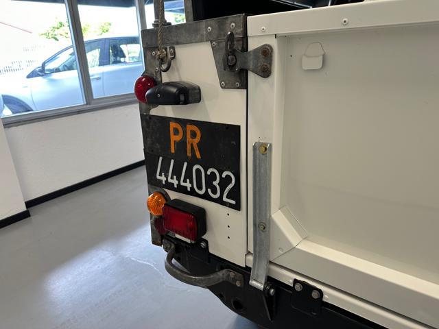 LAND ROVER Defender 90 diesel Soft-top