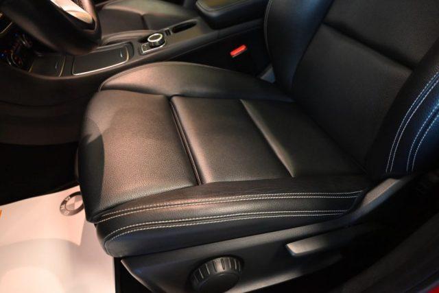 MERCEDES-BENZ GLA 200 PREMIUM AMG AUTO TETTO CAM PELLE LED 19"STRAFULL!!