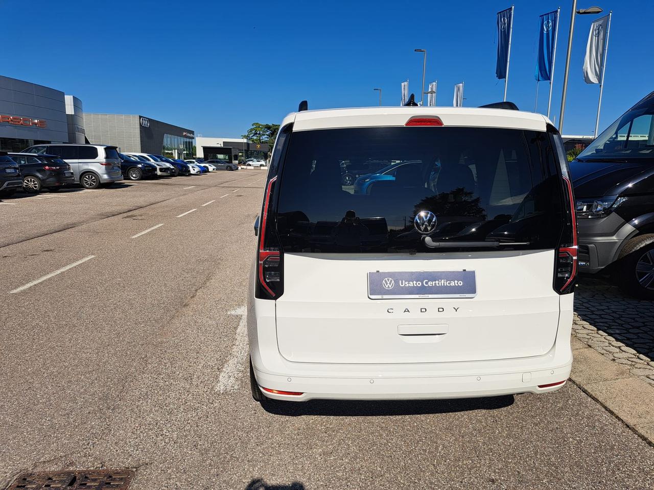 Volkswagen Caddy 2.0 tdi 122cv life dsg7