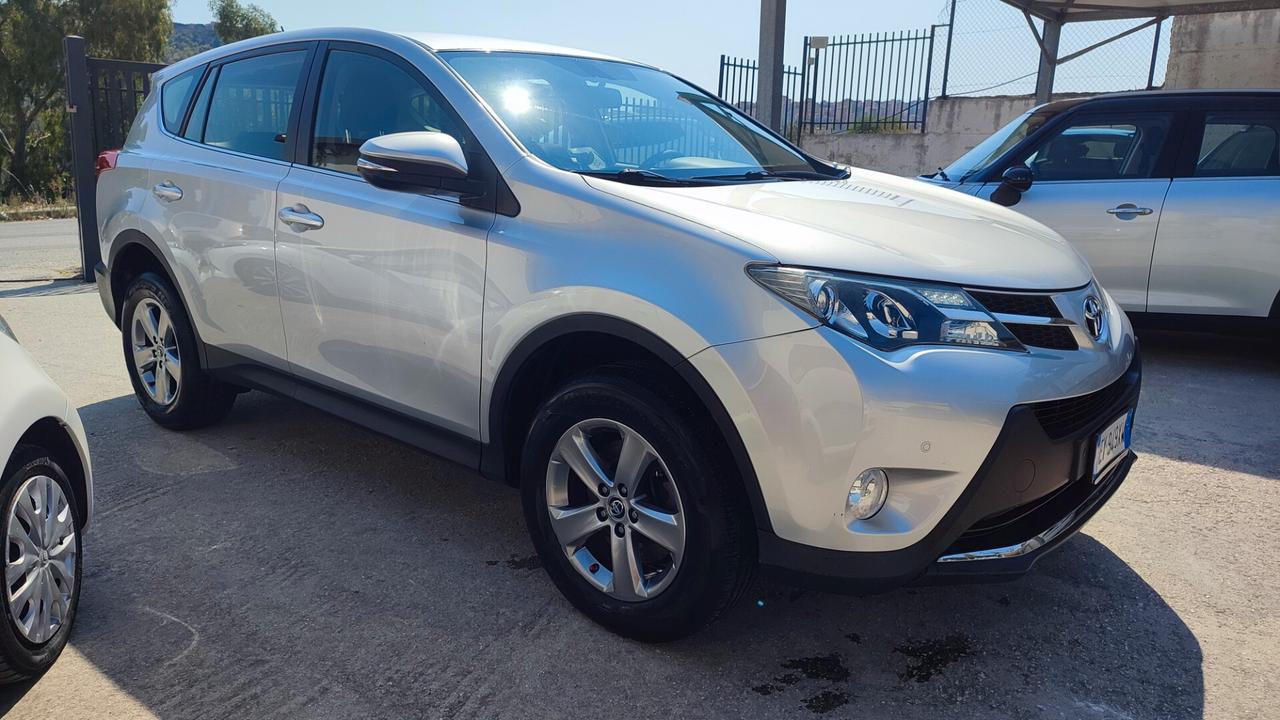 Toyota RAV 4 RAV4 2.0 D-4D 2WD Active