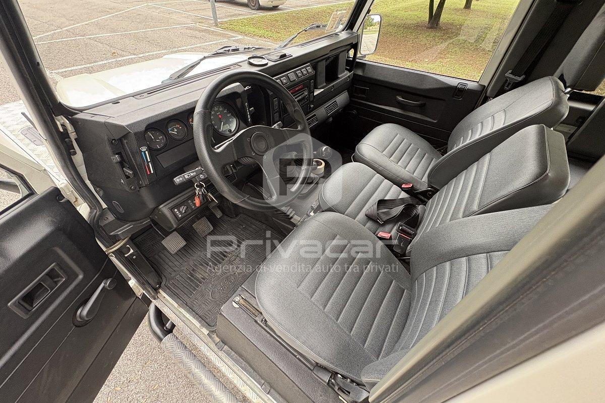 LAND ROVER Defender 90 2.5 Td5 Station Wagon S