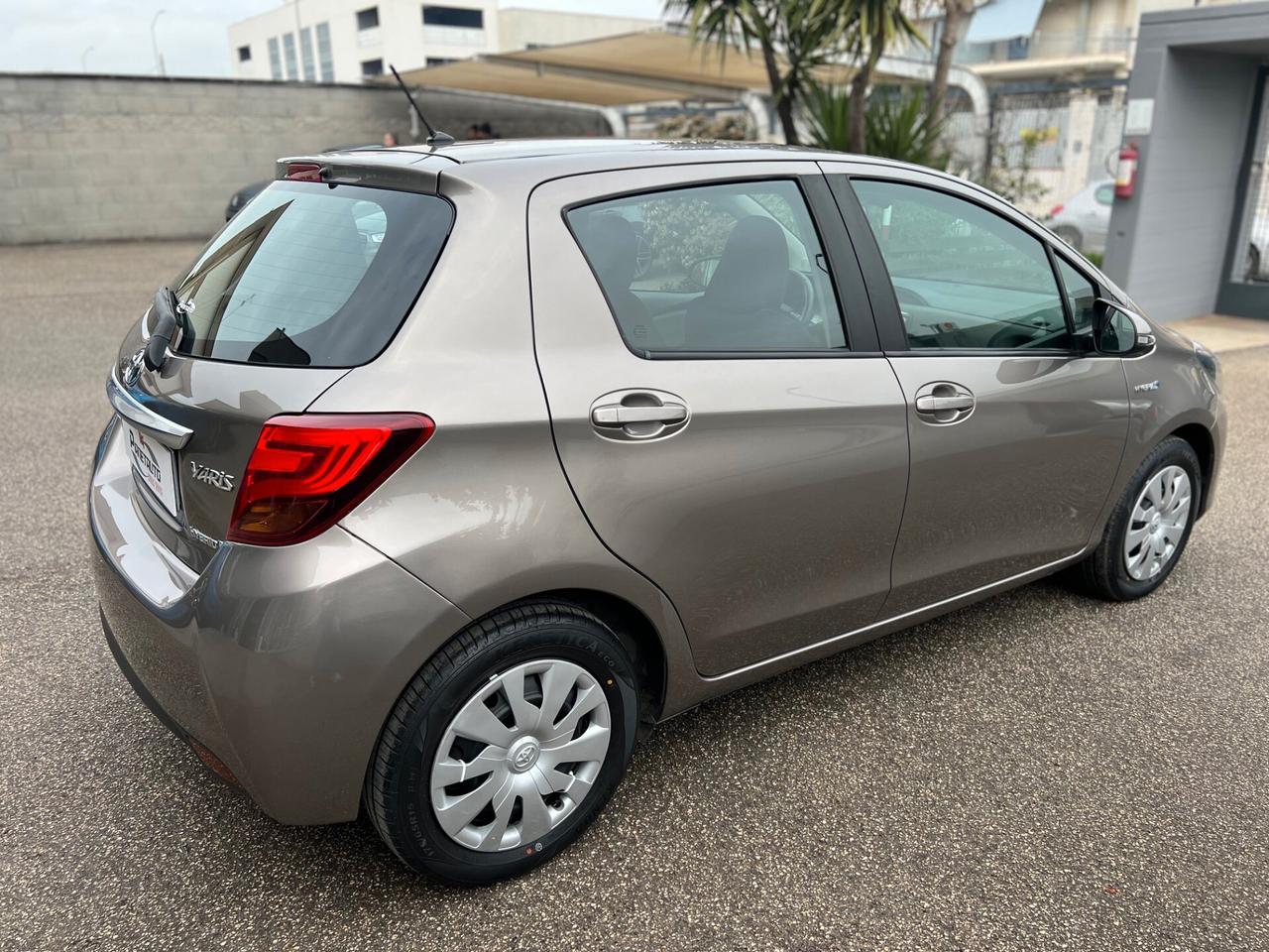 Toyota Yaris 5pt 1.5h 75cv Active OK NEOPAT. TELCLIMA/CAMERA