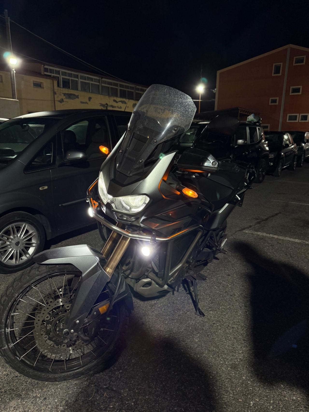 Honda Africa Twin 1.1 Adventure anno 2024 (AUTOMATICA)