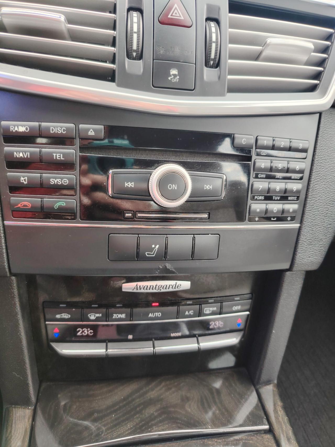 Mercedes-benz E 250 CDI BlueEFFICIENCY Avantgarde AMG
