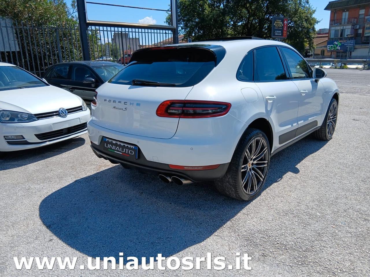 Porsche Macan S