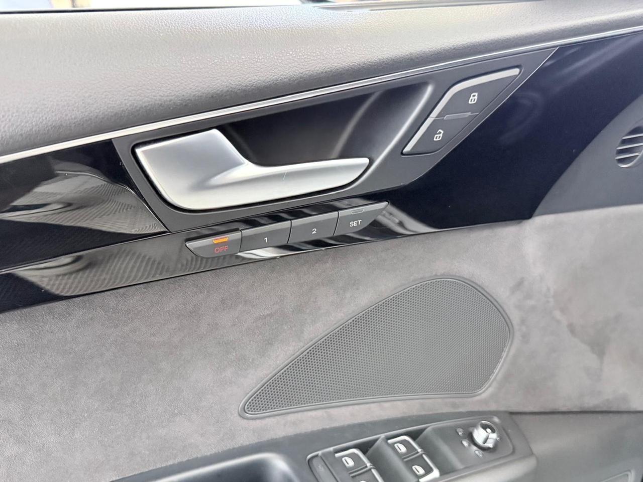 Audi A8 3.0 TDI 262 CV ultra quattro tiptronic