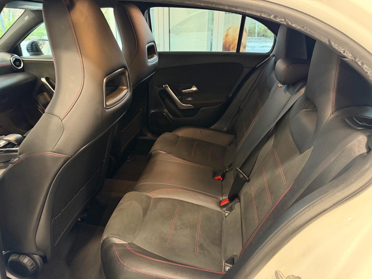 Mercedes-benz A 180 d Premium