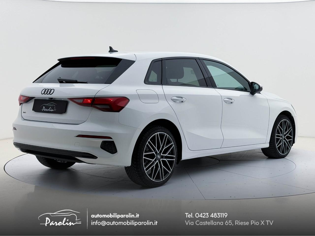 Audi A3 Sportback 30 tfsi mhev Business Advanced S-tronic Black pack