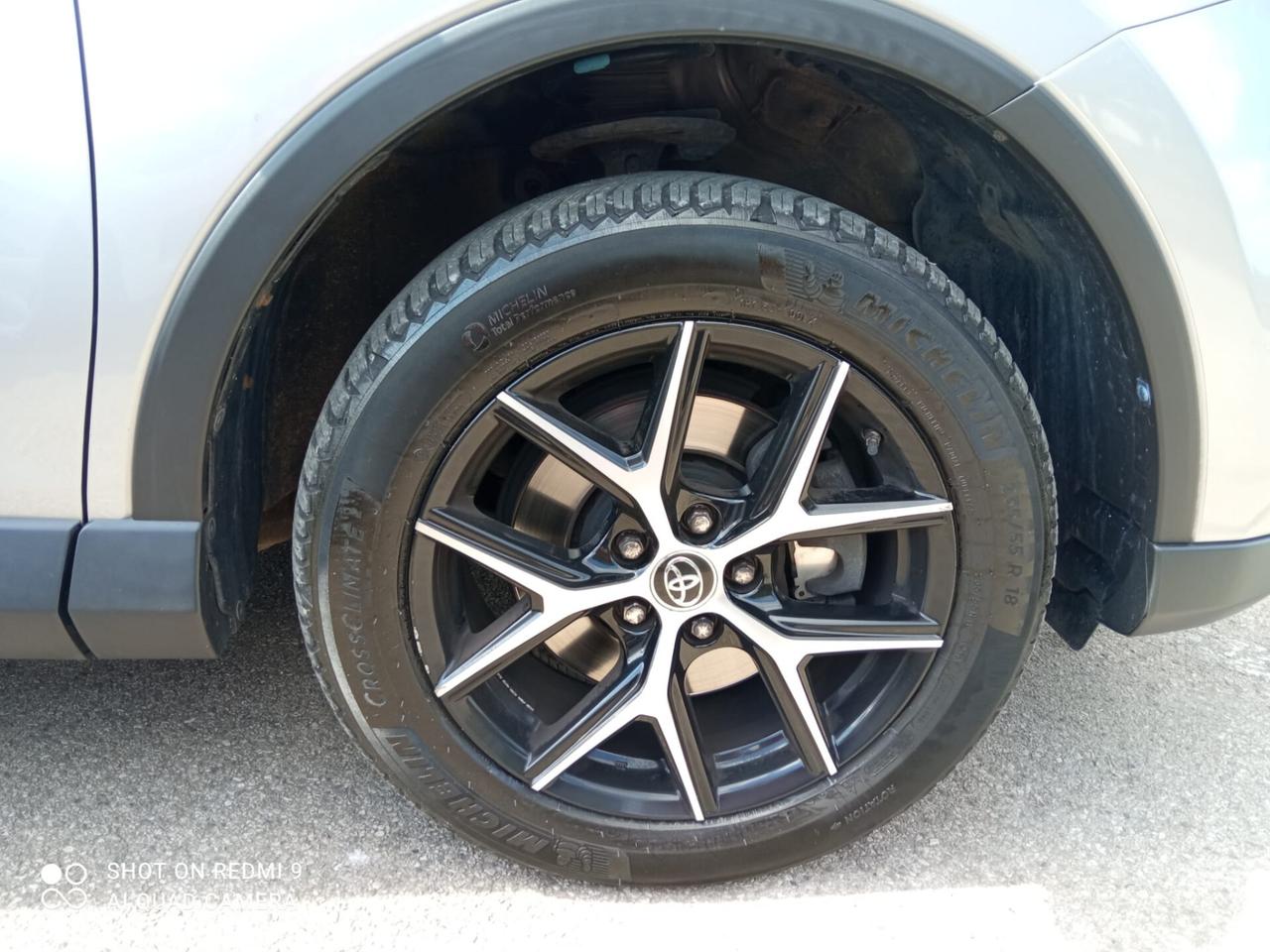 Toyota RAV 4 RAV4 2.0 D-4D 2WD Style