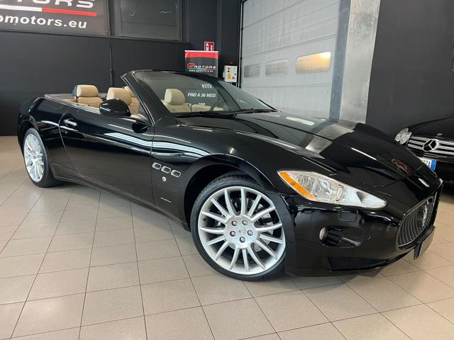 MASERATI GranCabrio 4.7 440CV TAGLIANDI UFFICIALI ! 2 PROPRIETARI !