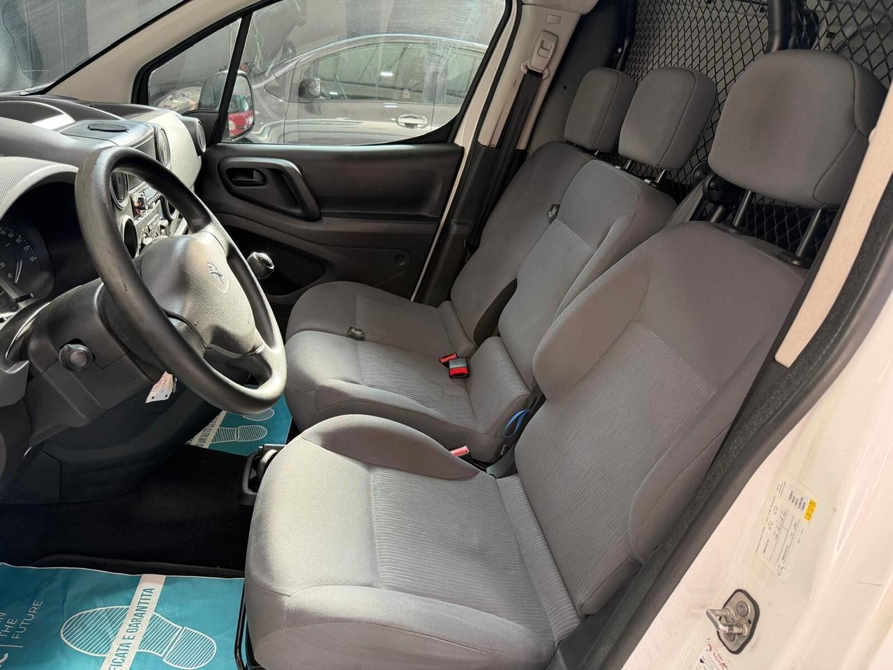 Peugeot Partner Diesel 3 Posti IVA ESPOSTA